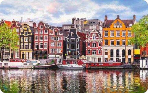 آمستردام از زیباترین شهرهای هلند