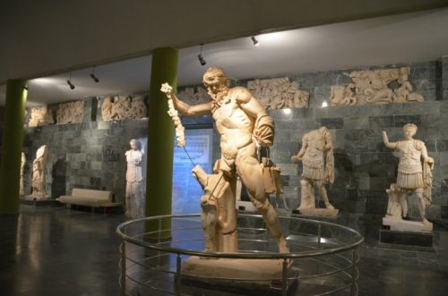 بازدید از موزه باستان شناسی آنتالیا