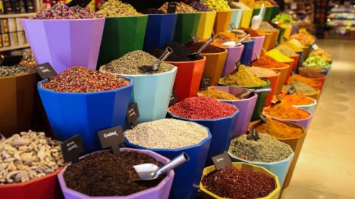 اگر تعطیلات خود را با خوردن غذاهای آنتالیا سپری کنید، طعم پیاز تند یا غذاهای سرد مدیترانه ای تا آخر عمر با شما خواهد ماند