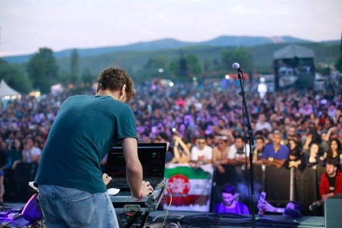 کنسرت فضای باز تفلیس از جشنواره های گرجستان