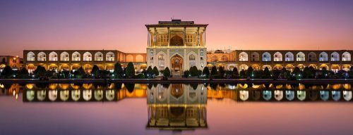 عمارت عالی قاپو در اصفهان