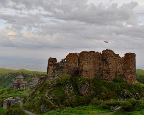 قلعه آمبرد از قلعه های تاریخی ارمنستان