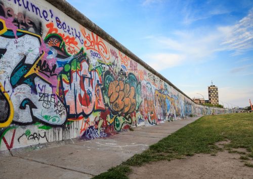 یادبود دیوار برلین در تور آلمان